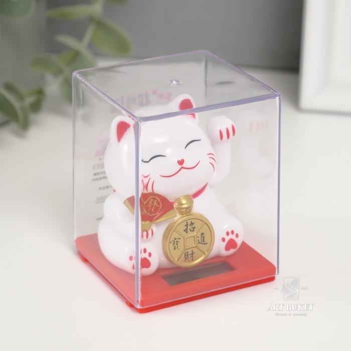 Маятник пластик "Белый Манэки-нэко с веером и монеткой" 5х5х5 см 