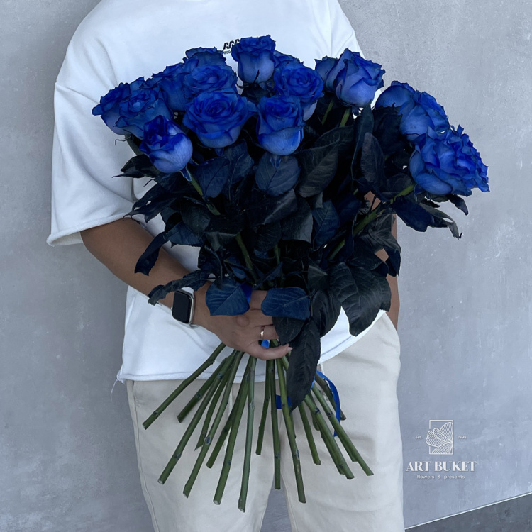 21 синяя роза