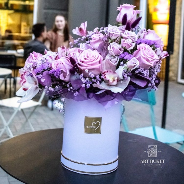 Композиция в шляпной коробке #29