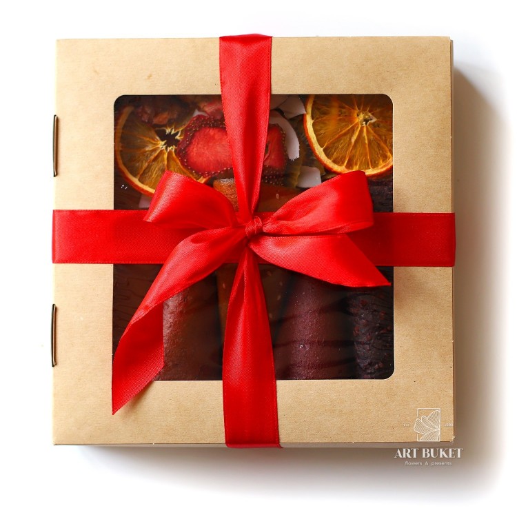 Набор пастилы и фруктовых чипсов