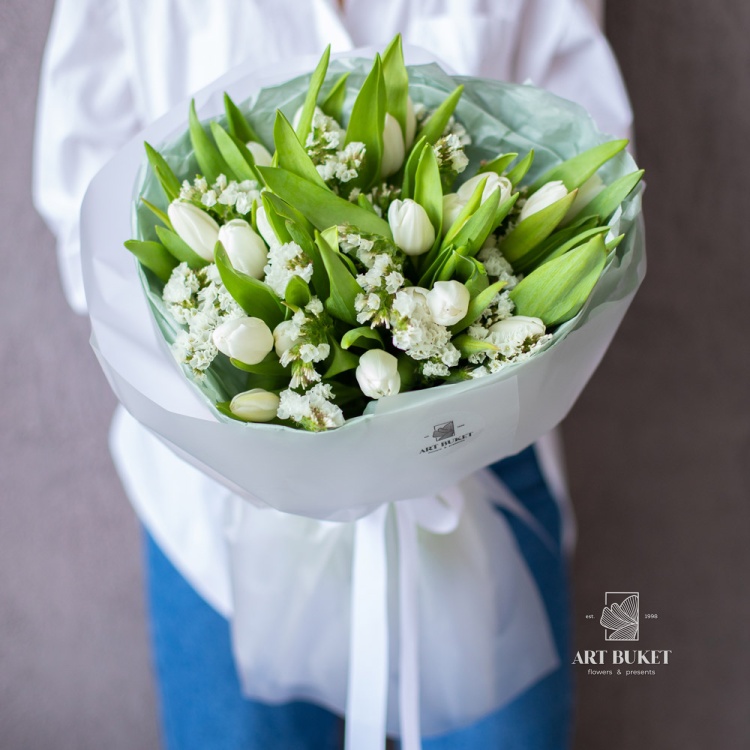 21 белый тюльпан