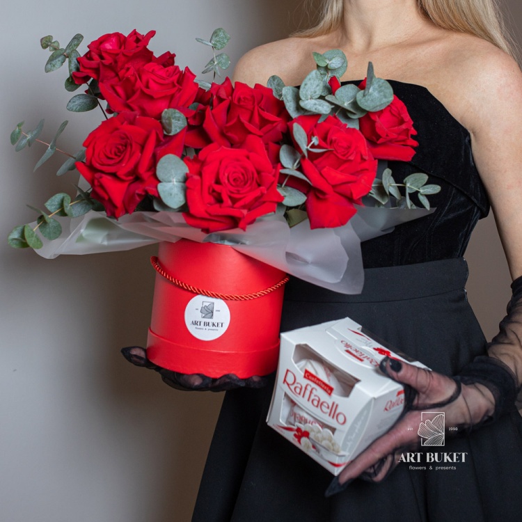 Цветочная композиция + рафаэлло