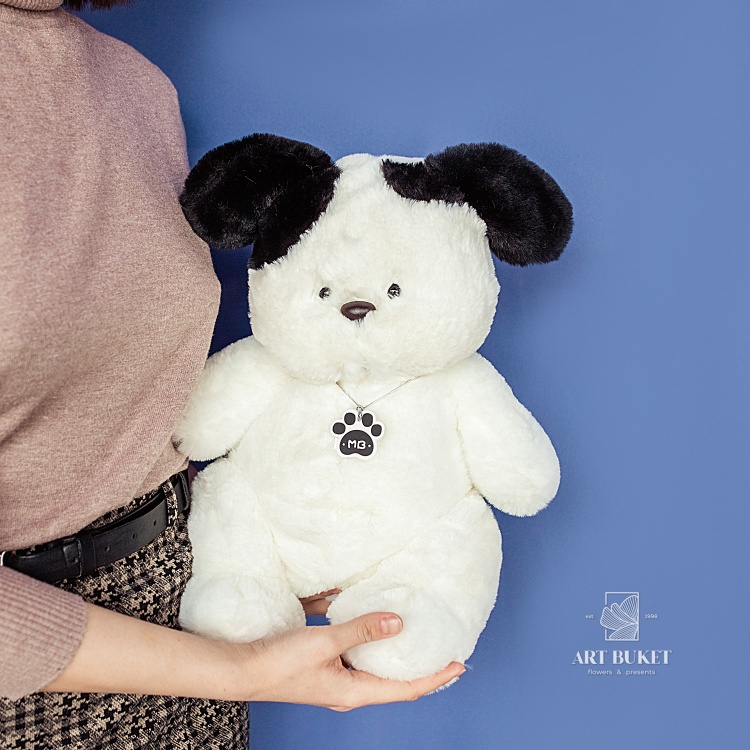 Собака с биркой