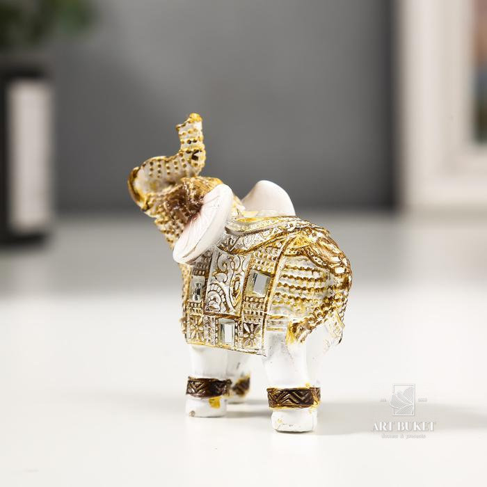 Сувенир полистоун "Белый слоник с попоной из арабского ковра" 6,5х5,7х2,8 см   