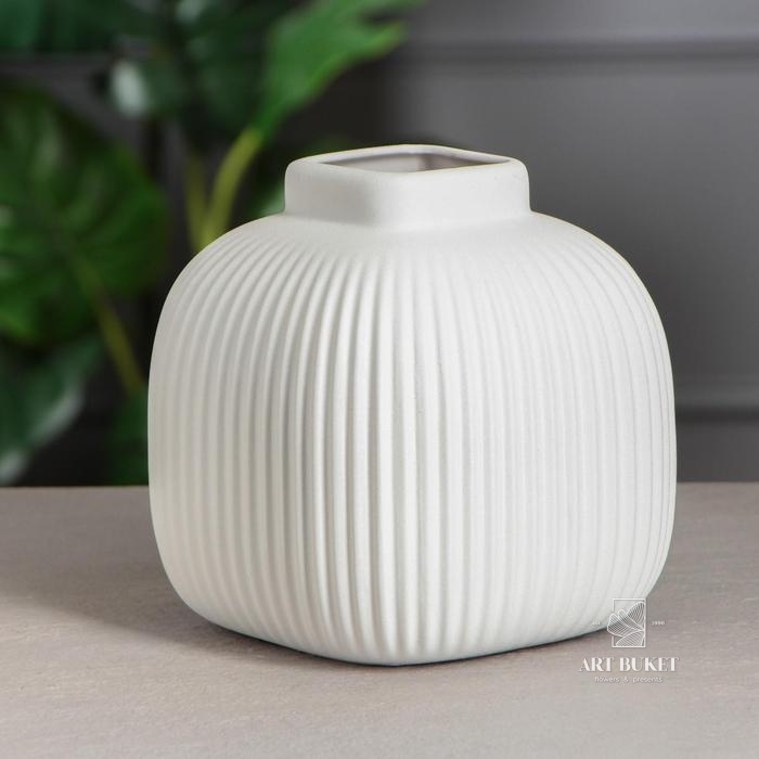 Ваза настольная "Милан", керамика, белая, 18 см