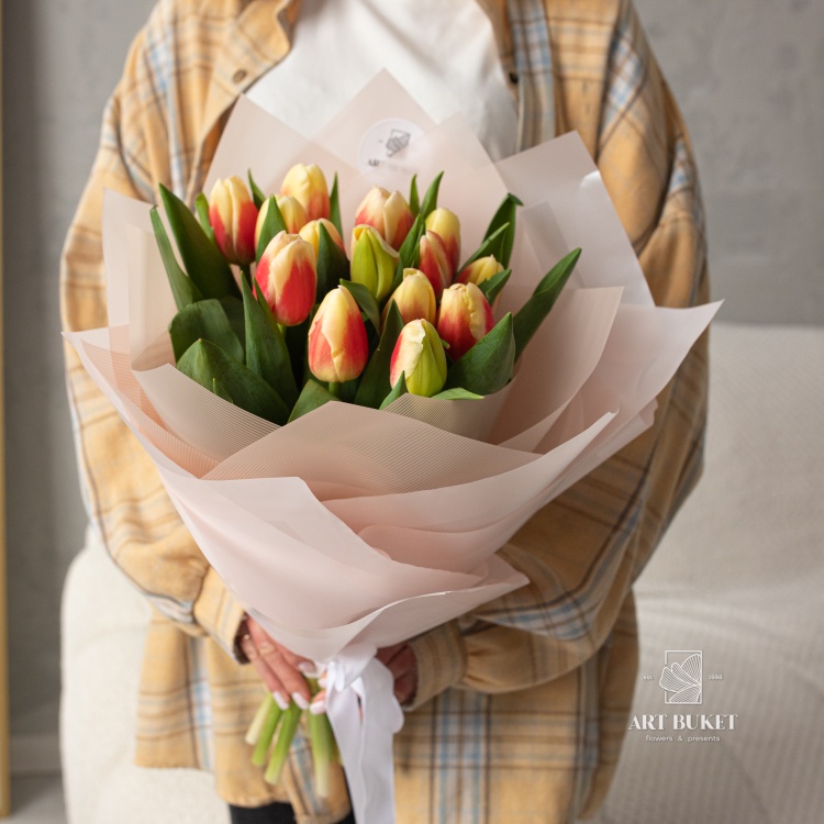 Букет из 15 тюльпанов #2