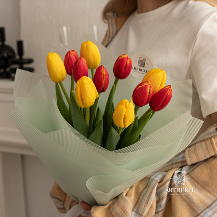 11 тюльпанов микс