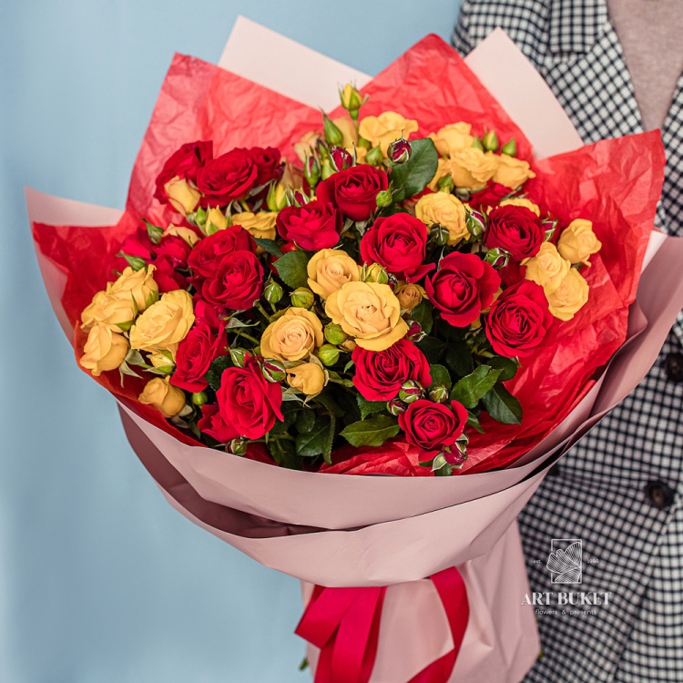 15 кустовых роз микс