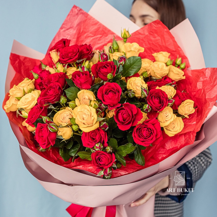 15 кустовых роз микс