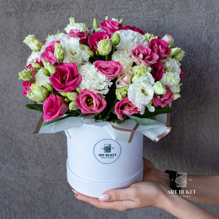 Шляпная коробка 108