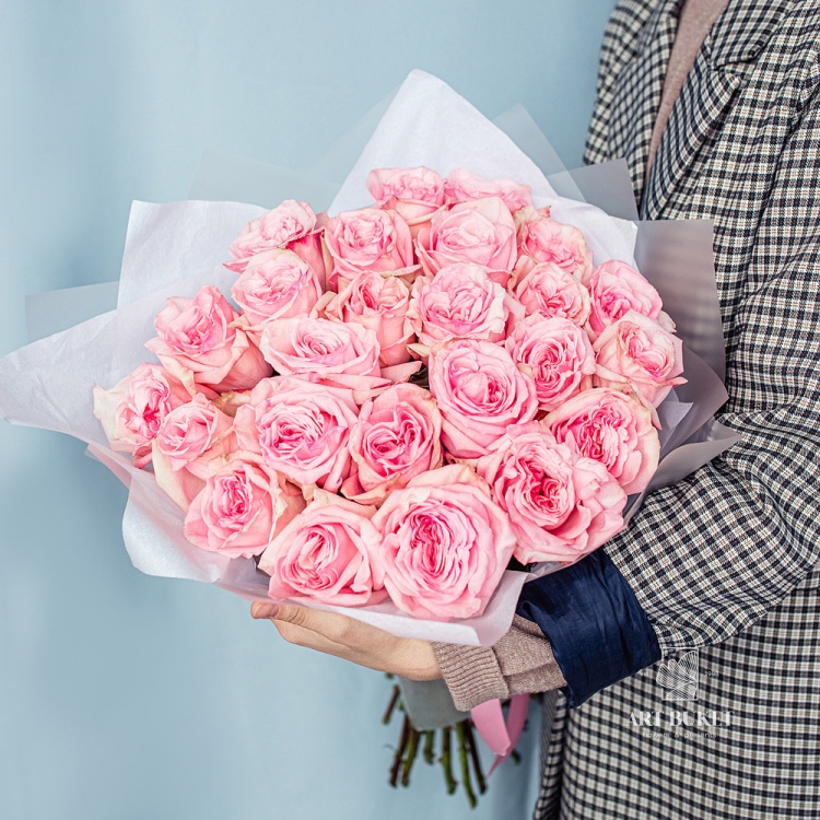 25 пионовидных роз "pink o'hara"