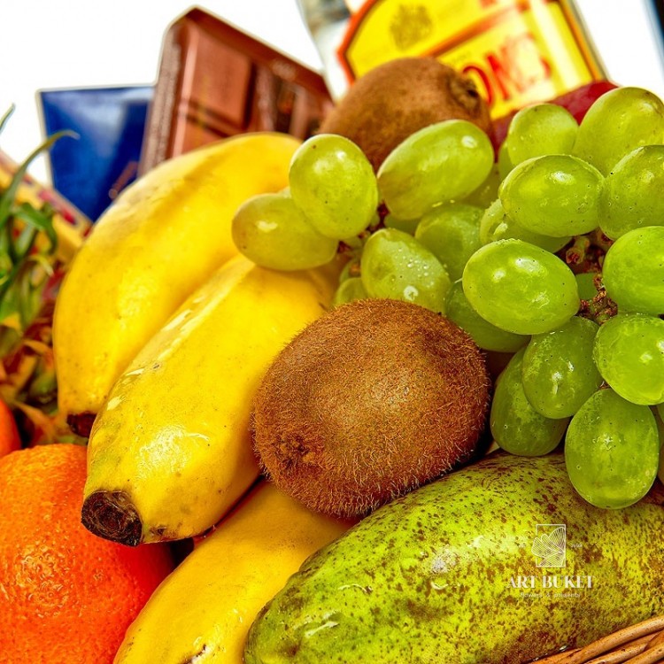 Подарочная корзина «Гордонс»