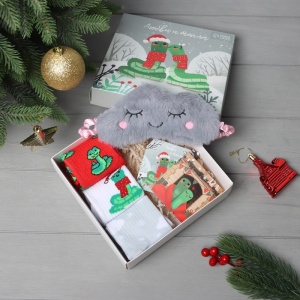 Подарочный набор KAFTAN "Любви и тепла" носки р, 36-39 (23-25 см), маска 