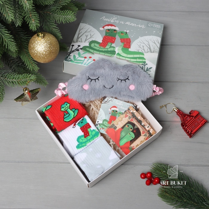 Подарочный набор KAFTAN "Любви и тепла" носки р, 36-39 (23-25 см), маска 